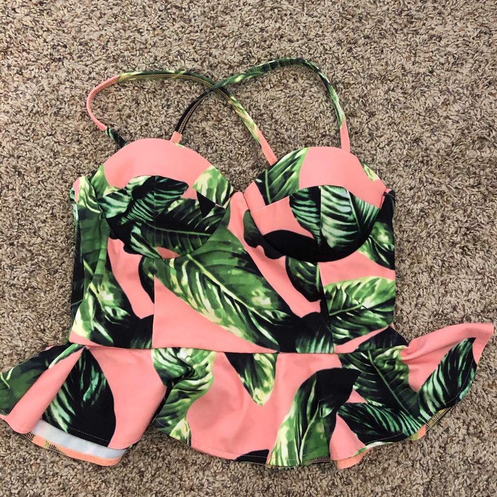 Albion fit peplum top